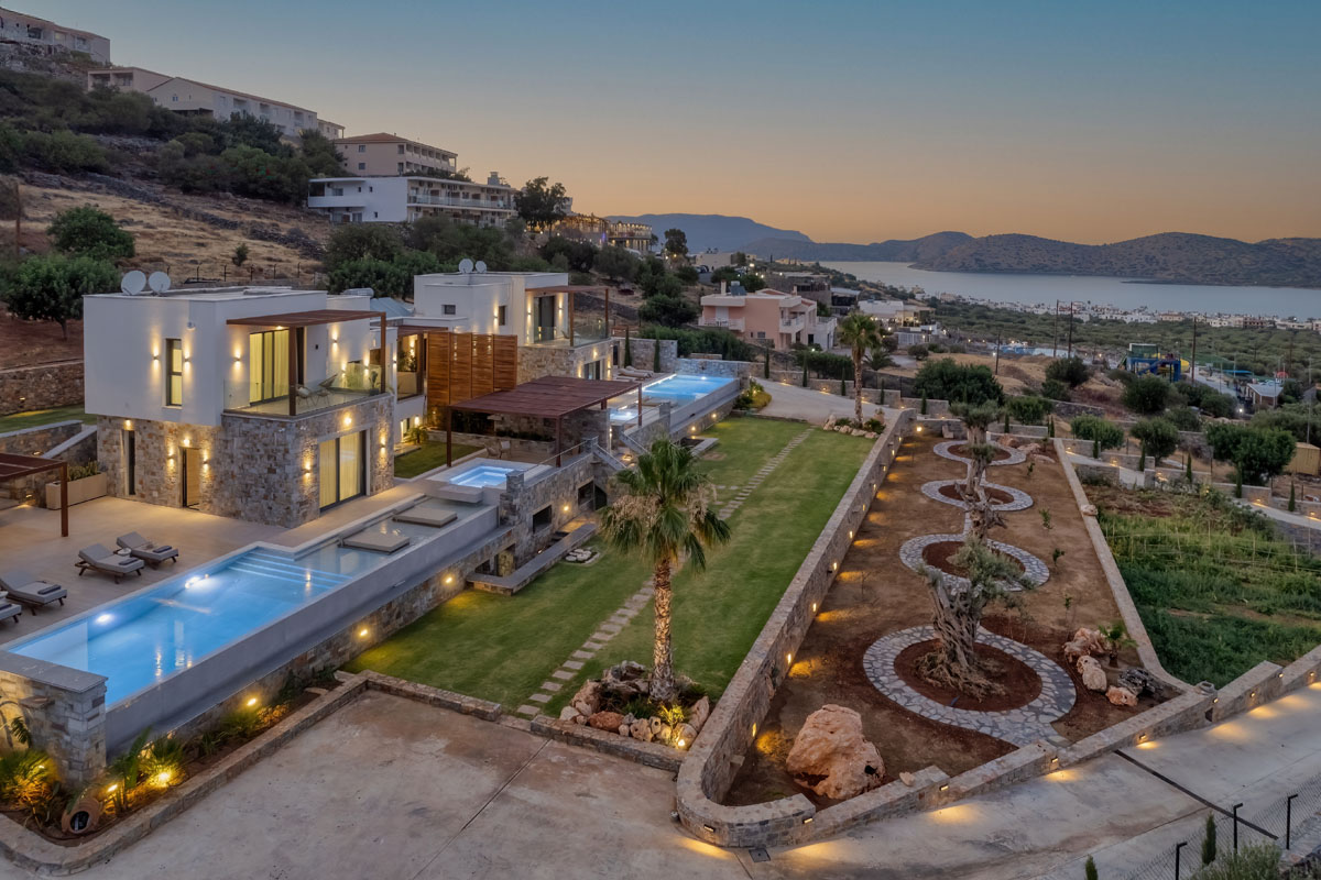 Zeus Luxury Villas